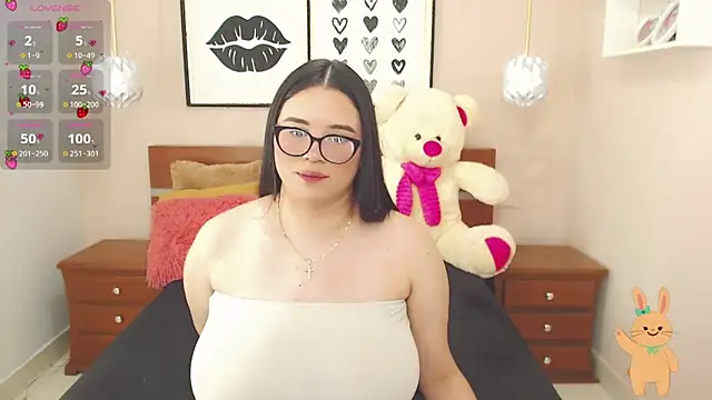 Snapshot of miss_linda_ chatting on 02-18-25, 07:30 miss linda online show from 02-18-25, 07:30