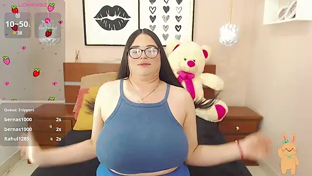 Snapshot of miss_linda_ chatting on 01-29-25, 08:04 miss linda online show from 01-29-25, 08:04