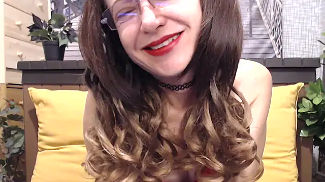 Snapshot of lilianleight chatting on 09-19-25, 02:59 lilianleight online show from 09-19-25, 02:59