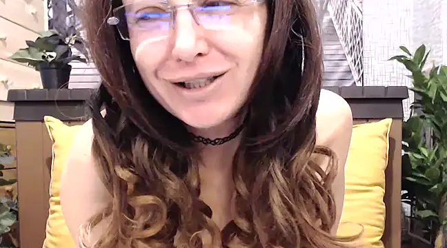 Snapshot of lilianleight chatting on 12-05-24, 08:27 lilianleight online show from 12-05-24, 08:27