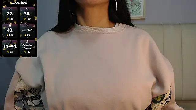 Snapshot of amy_le01 chatting on 06-04-26, 01:16 amy le01 online show from 06-04-26, 01:16
