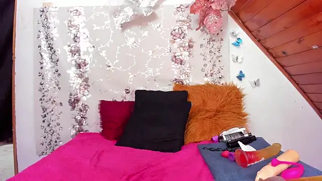 Snapshot of Hannaa32 chatting on 03-01-25, 11:04 Hannaa32 online show from 03-01-25, 11:04
