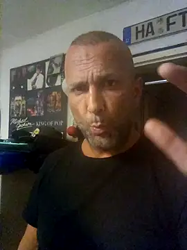 XLstrong online show from 07-20-26, 02:52
