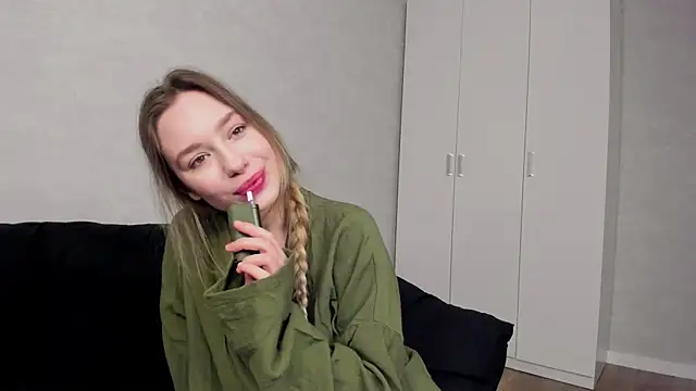 mary shiota online show from 12-01-25, 08:37