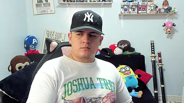 Snapshot of ney_22 chatting on 07-19-26, 10:28 ney 22 online show from 07-19-26, 10:28