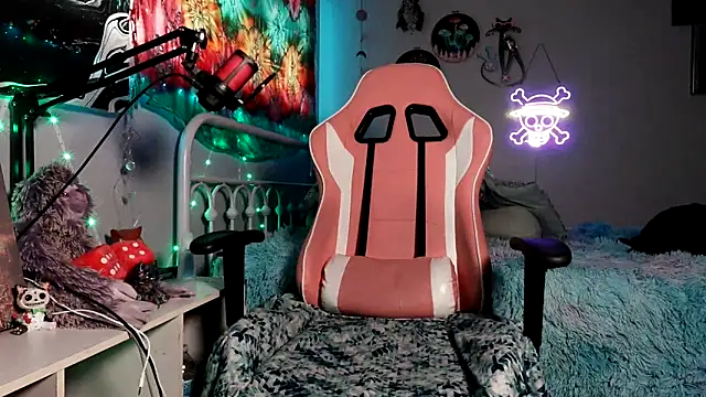 baebaeblueXXX online show from 12-18-25, 07:50