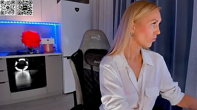 HotyPlays online show from 03-03-25, 05:41