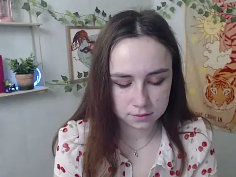 VeryVeryVeryShy  online show from 04-08-26, 05:42