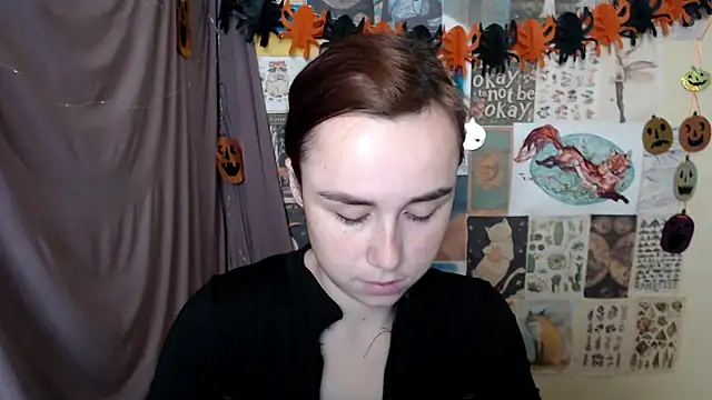 VeryVeryVeryShy  online show from 10-28-25, 04:13