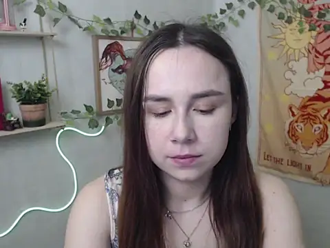 VeryVeryVeryShy  online show from 04-17-26, 05:54