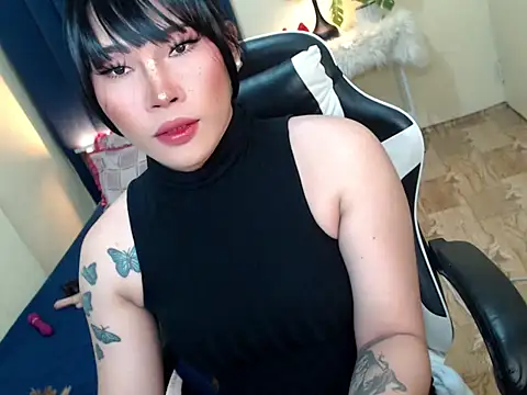Ur Fantastic Lina online show from 09-21-25, 03:28