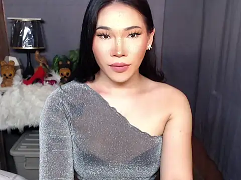 Ur Fantastic Lina online show from 03-23-26, 02:06