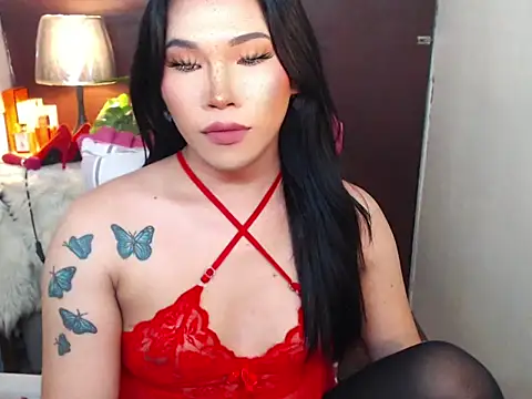 Ur Fantastic Lina online show from 03-27-26, 04:41