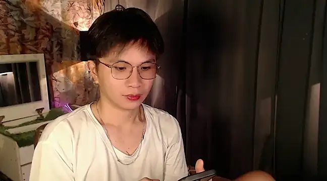 Sexy Handsome Drex online show from 02-22-25, 08:29