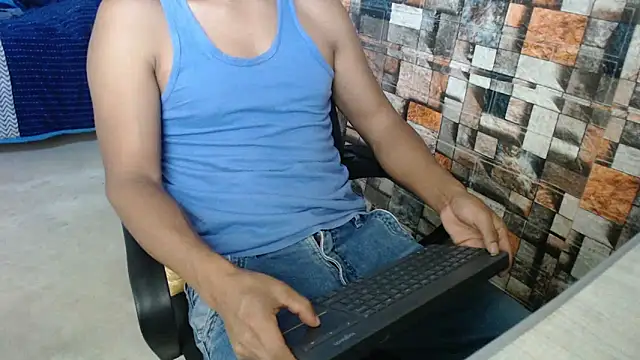 Snapshot of sexatlexx chatting on 03-14-26, 02:45 sexatlexx online show from 03-14-26, 02:45