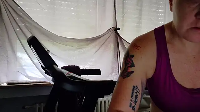 wetgerman 2 online show from 06-17-26, 08:58