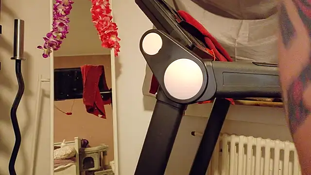 wetgerman 2 online show from 11-28-25, 06:13