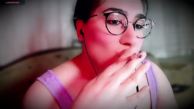 Snapshot of MERA_arab chatting on 02-19-25, 11:14 MERA arab online show from 02-19-25, 11:14