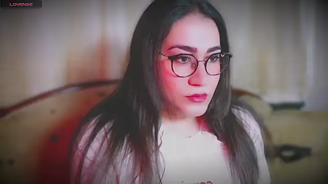 Snapshot of MERA_arab chatting on 02-01-25, 12:04 MERA arab online show from 02-01-25, 12:04