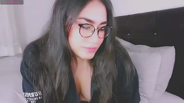 Snapshot of MERA_arab chatting on 10-05-25, 09:38 MERA arab online show from 10-05-25, 09:38