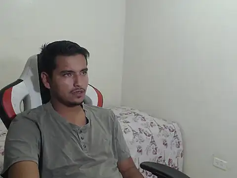 Snapshot of kylian_07 chatting on 03-13-26, 02:05 kylian 07 online show from 03-13-26, 02:05