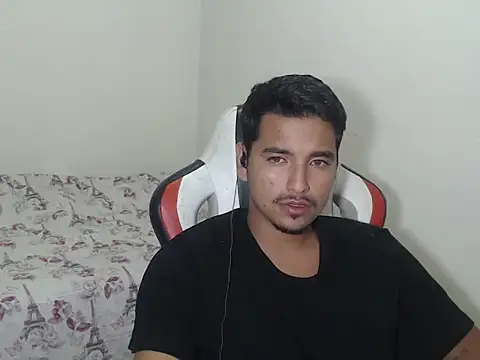 Snapshot of kylian_07 chatting on 03-17-26, 02:14 kylian 07 online show from 03-17-26, 02:14