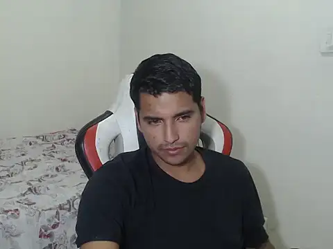 Snapshot of kylian_07 chatting on 03-22-26, 02:37 kylian 07 online show from 03-22-26, 02:37