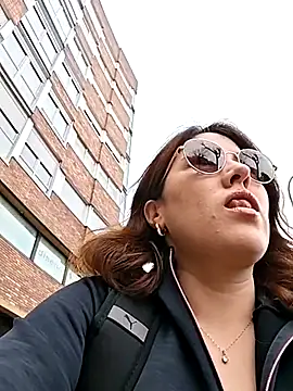 mady gigi online show from 02-18-25, 01:11