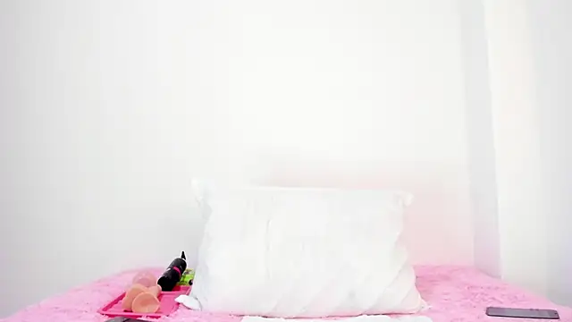 AgathaPember online show from 11-05-25, 09:18