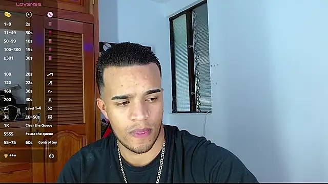 Bigcock 21cm  online show from 02-25-25, 10:20