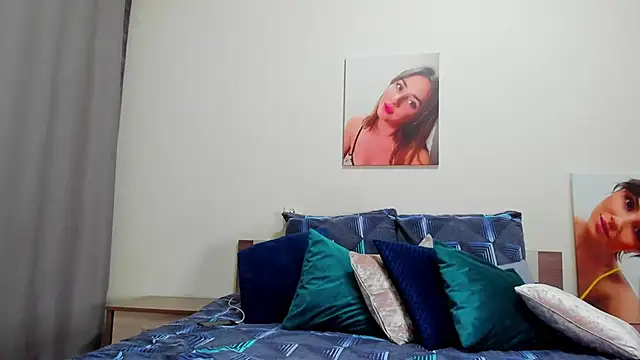 Squishy Goddess online show from 06-11-26, 02:53