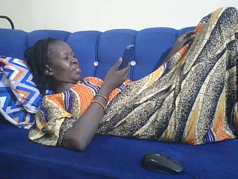 Snapshot of africanpussy22 chatting on 03-13-25, 07:20 africanpussy22 online show from 03-13-25, 07:20