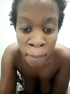 Snapshot of africanpussy22 chatting on 04-13-26, 12:36 africanpussy22 online show from 04-13-26, 12:36