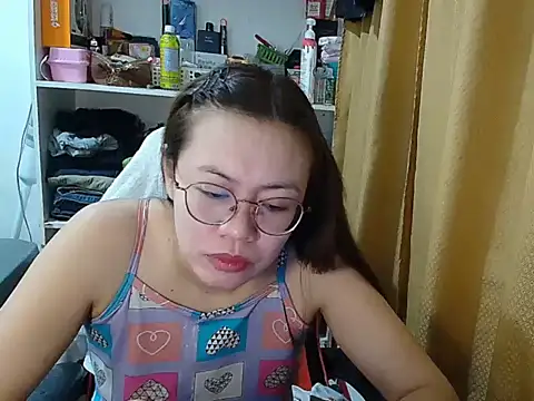 crizzybel online show from 12-22-25, 08:03