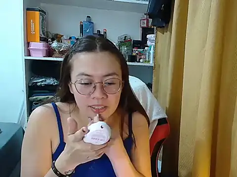 crizzybel online show from 12-18-25, 02:21