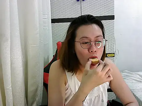 crizzybel online show from 03-21-25, 03:24