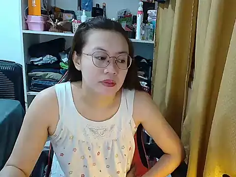 crizzybel online show from 12-21-25, 05:42