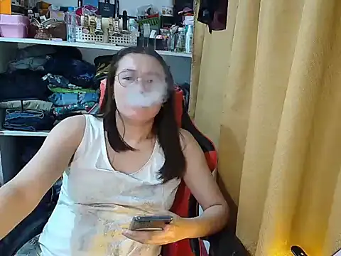 crizzybel online show from 12-16-25, 03:05