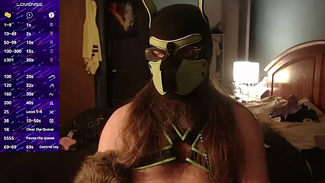 kinkywolf429 online show from 10-07-25, 06:36