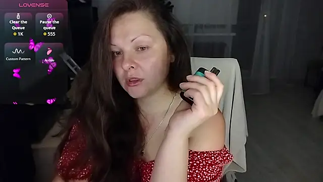 Snapshot of Marla_Singerrr chatting on 06-07-26, 04:45 Marla Singerrr online show from 06-07-26, 04:45