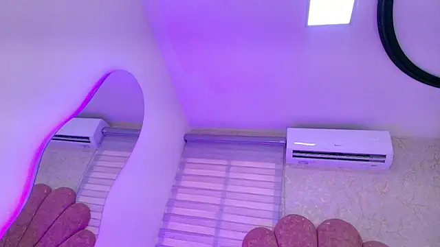 leon gaby online show from 11-22-25, 07:24