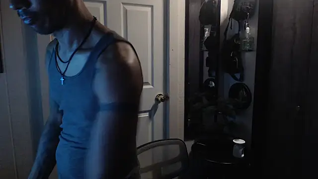 Snapshot of inc25cb@xh chatting on 02-16-25, 09:37 inc25cbxh online show from 02-16-25, 09:37