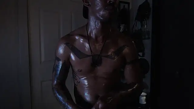 Snapshot of inc25cb@xh chatting on 02-22-25, 06:28 inc25cbxh online show from 02-22-25, 06:28