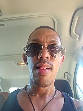 Snapshot of inc25cb@xh chatting on 03-18-25, 06:17 inc25cbxh online show from 03-18-25, 06:17