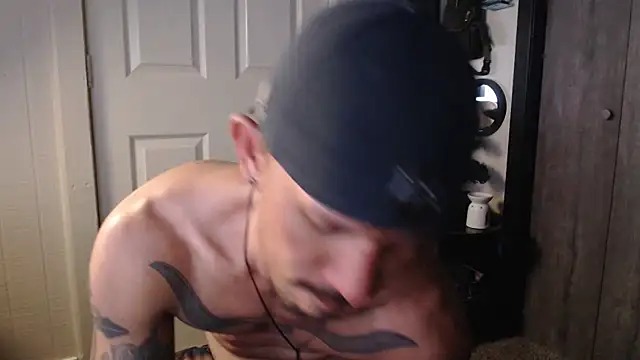 Snapshot of inc25cb@xh chatting on 03-14-25, 05:38 inc25cbxh online show from 03-14-25, 05:38