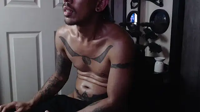 Snapshot of inc25cb@xh chatting on 02-01-25, 07:36 inc25cbxh online show from 02-01-25, 07:36