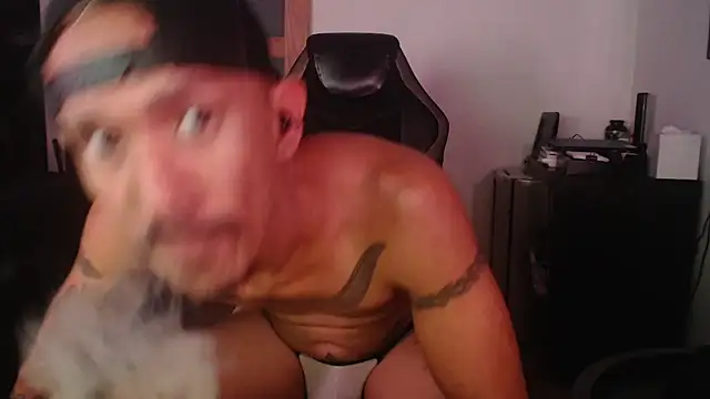 Snapshot of inc25cb@xh chatting on 10-03-25, 07:21 inc25cbxh online show from 10-03-25, 07:21