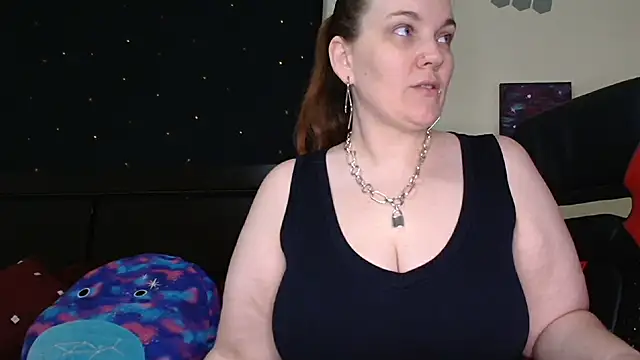 Snapshot of ToxicLilly chatting on 12-16-25, 08:29 ToxicLilly online show from 12-16-25, 08:29
