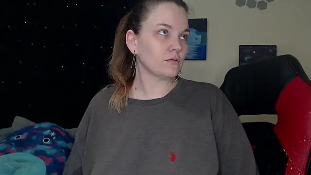 Snapshot of ToxicLilly chatting on 03-10-25, 10:07 ToxicLilly online show from 03-10-25, 10:07