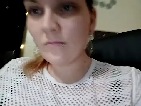 Snapshot of ToxicLilly chatting on 03-12-25, 10:05 ToxicLilly online show from 03-12-25, 10:05